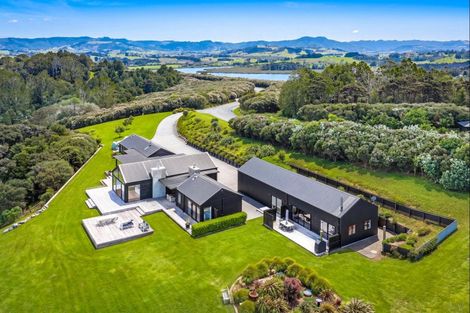 Photo of property in 79 Bishop Lane, Tawharanui Peninsula, Matakana, 0986