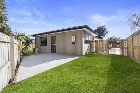 Photo of property in 2/59 Oakfield Crescent, Pukete, Hamilton, 3200
