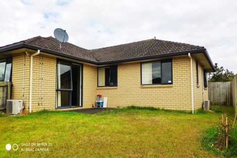 Photo of property in 16 Misty Valley Drive, Henderson, Auckland, 0612