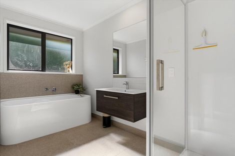 Photo of property in 25 Morepork Way, Papamoa, 3183
