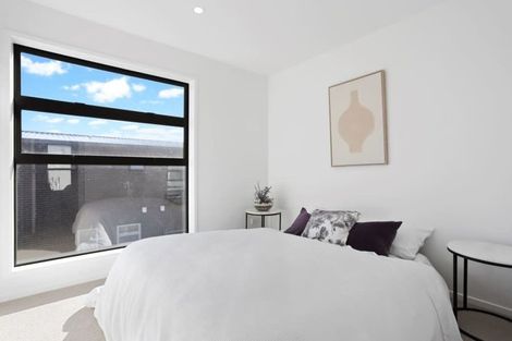 Photo of property in 152b Mcleod Road, Te Atatu South, Auckland, 0610