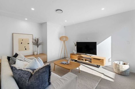 Photo of property in 6 Daring Lane, Redcliffs, Christchurch, 8081