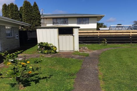 Photo of property in 126 Racecourse Road, Waiuku, 2123