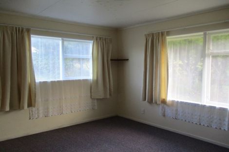 Photo of property in 5 Mahinawa Street, Takapuwahia, Porirua, 5022