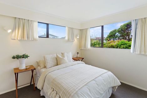 Photo of property in 31 Oratia Street, Waikanae Beach, Waikanae, 5036