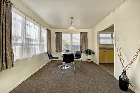 Photo of property in 15 Euan Street, Mangakakahi, Rotorua, 3015