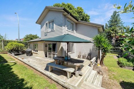 Photo of property in 152 Clarkin Road, Fairfield, Hamilton, 3214