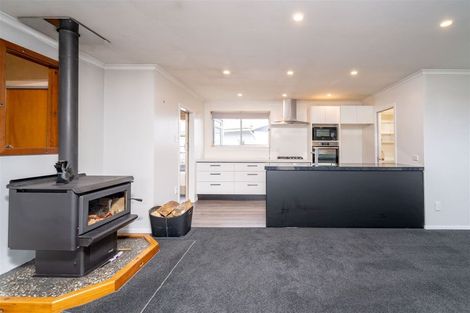 Photo of property in 3 Mcneil Street, Balclutha, 9230