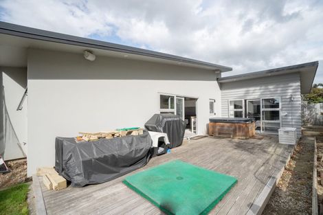 Photo of property in 127 Atawhai Road, Fitzherbert, Palmerston North, 4410