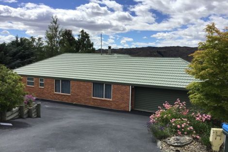 Photo of property in 17 Craig Place, Bridge Hill, Alexandra, 9320