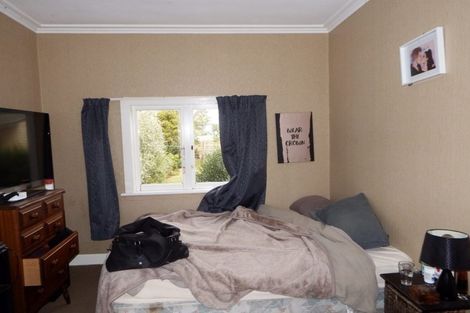 Photo of property in 25 Hunia Street, Marton, 4710