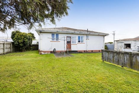 Photo of property in 225 South Road, Hawera, 4610