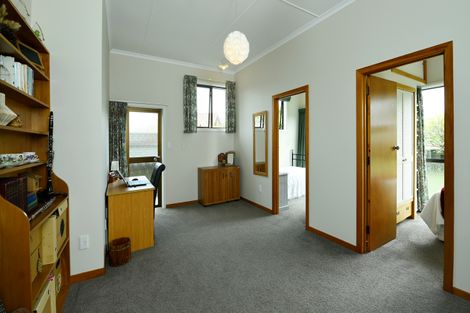 Photo of property in 6 James Place, Richmond, 7020