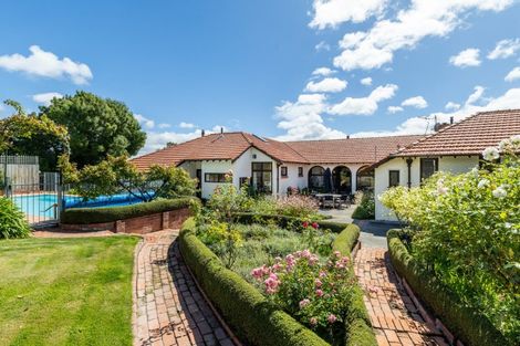 Photo of property in 35 Greenwood Road, Havelock North, 4130