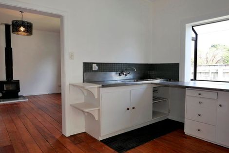 Photo of property in 129 Arawhata Road, Paraparaumu, 5032