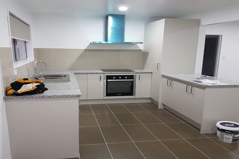 Photo of property in 42 Tamahere Drive, Glenfield, Auckland, 0629