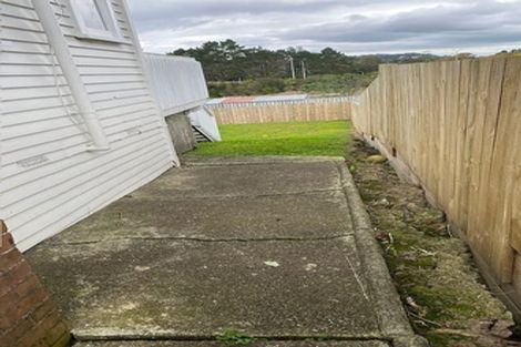 Photo of property in 1072 Great North Road, Point Chevalier, Auckland, 1022