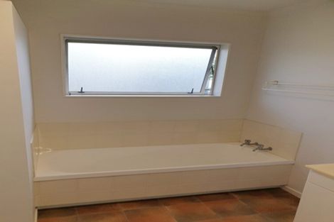 Photo of property in 3/89 Nile Road, Milford, Auckland, 0620