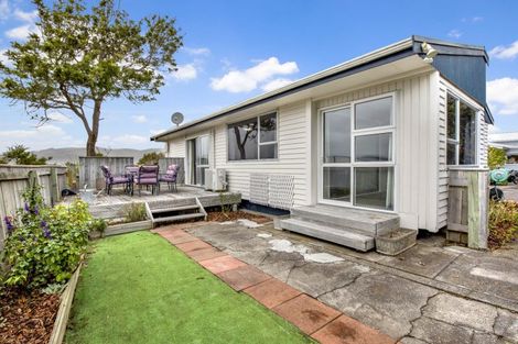 Photo of property in 51a Toru Road, Paraparaumu Beach, Paraparaumu, 5032