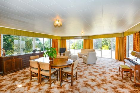 Photo of property in 100 Puketapu Road, Taradale, Napier, 4112