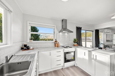 Photo of property in 5 Reid Road, Wainuiomata, Lower Hutt, 5014