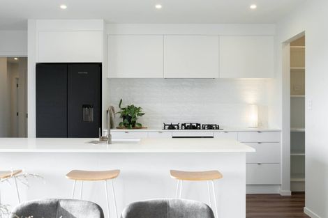 Photo of property in 84 Kiwitahi Road, Helensville, 0875