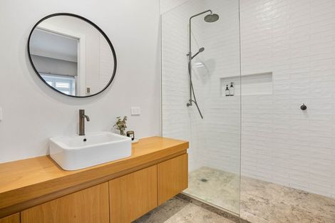 Photo of property in 119 West End Road, Westmere, Auckland, 1022