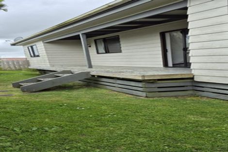 Photo of property in 9 Churchill Terrace, Waiuku, 2123