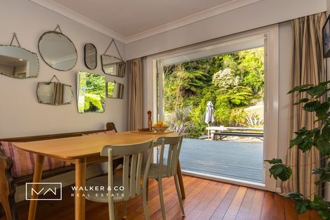 Photo of property in 97 Pinehaven Road, Pinehaven, Upper Hutt, 5019