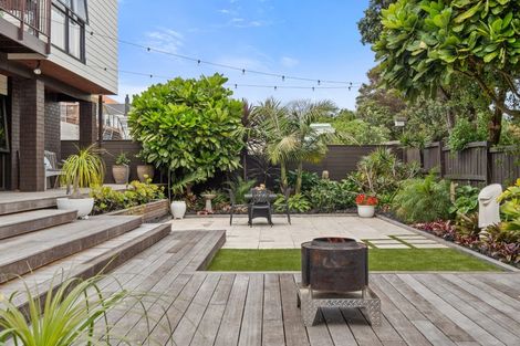 Photo of property in 62 Oceanview Road, Mount Maunganui, 3116