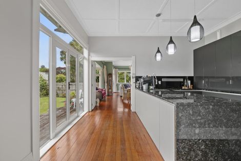 Photo of property in 45 Brecon Road, Stratford, 4332