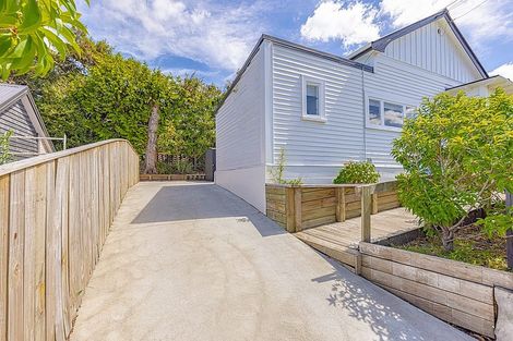 Photo of property in 2c Saint Leonard Street, Saint Johns Hill, Whanganui, 4501