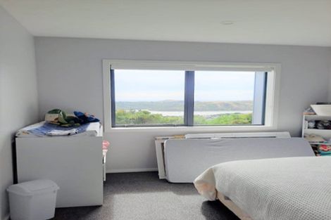 Photo of property in 98a Conclusion Street, Ascot Park, Porirua, 5024