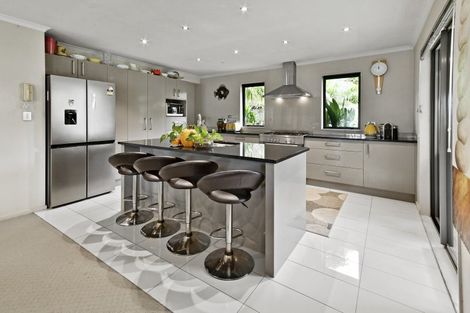 Photo of property in 1 Toscana Drive, Karaka, Papakura, 2113