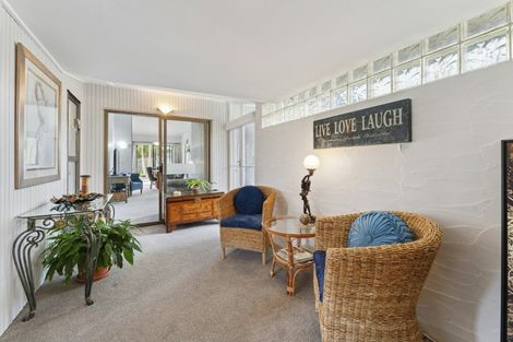 Photo of property in 2 Langton Road, Stanmore Bay, Whangaparaoa, 0932