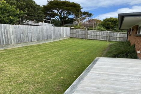 Photo of property in 2/97 Moore Street, Hillcrest, Auckland, 0627