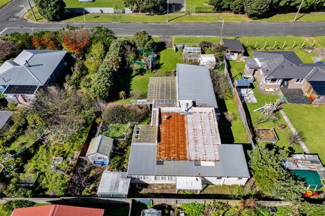 Photo of property in 16 Suffolk Street, Patea, 4520