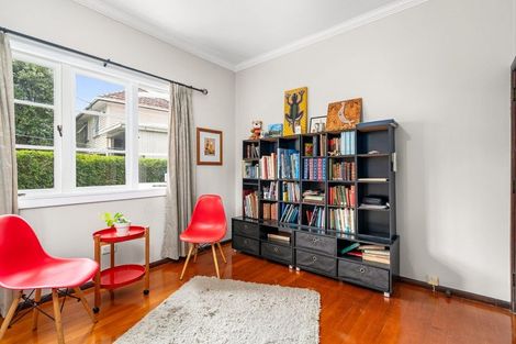 Photo of property in 38 Third Avenue, Avenues, Whangarei, 0110