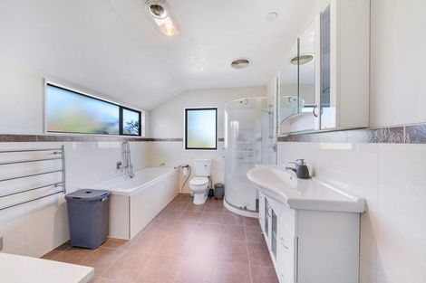 Photo of property in 57a Halver Road, Hillpark, Auckland, 2102