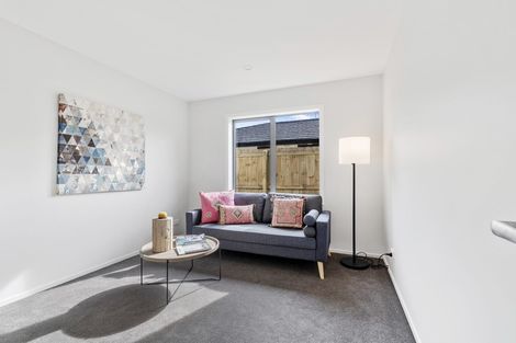 Photo of property in 16 Silver Beech Street, Takanini, 2110