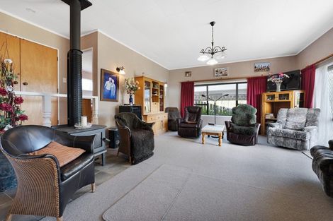 Photo of property in 20 Tawari Street, Inglewood, 4330