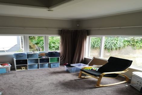 Photo of property in 43 Pleasant Road, Glen Eden, Auckland, 0602
