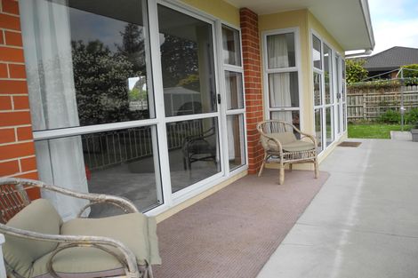 Photo of property in 11 Oxford Street, Waimate, 7924