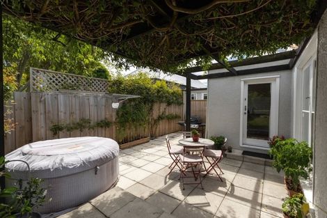 Photo of property in 22 Warwick Street, Richmond, Christchurch, 8013