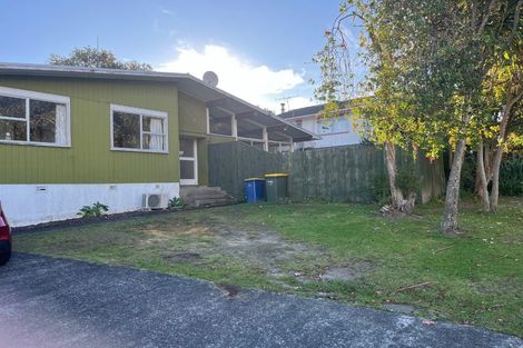 Photo of property in 27 Gladys Avenue, Glenfield, Auckland, 0629