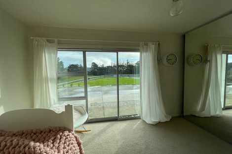 Photo of property in 48 Christian Road, Swanson, Auckland, 0614