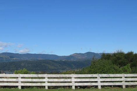 Photo of property in 80 Kirton Drive, Riverstone Terraces, Upper Hutt, 5018