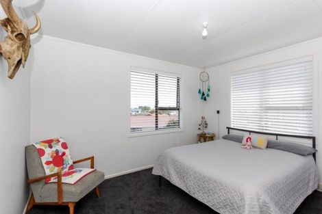 Photo of property in 7 Elliott Street, Waitara, 4320