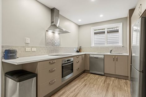 Photo of property in 302b Wainoni Road, Avondale, Christchurch, 8061