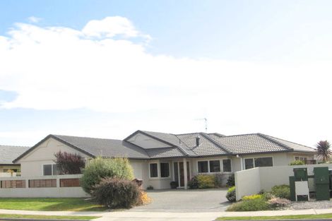 Photo of property in 88 Tuihana Drive, Papamoa Beach, Papamoa, 3118